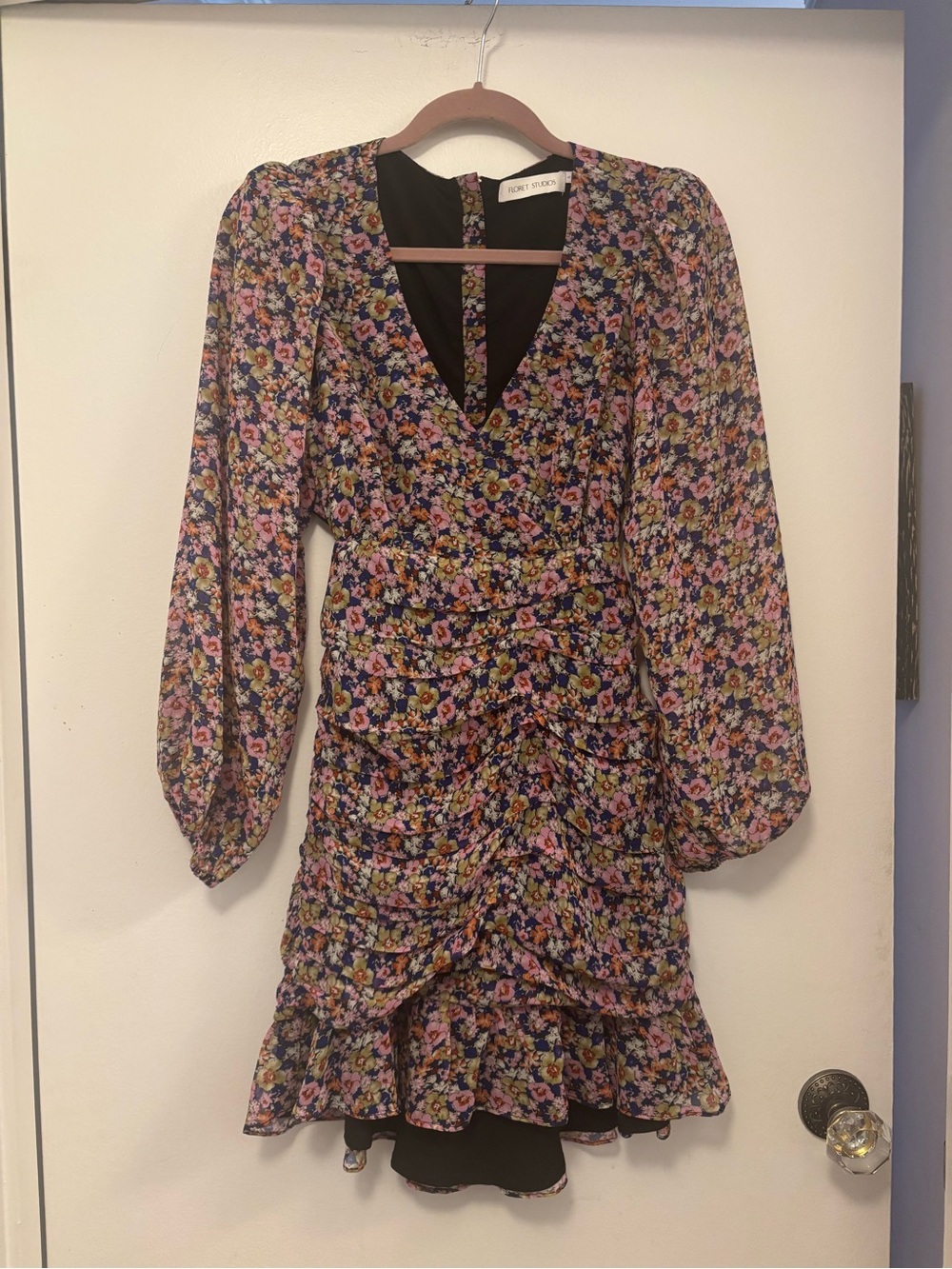 Floret Floral Ruched Long Sleeve Mini Dress v neck open back S
